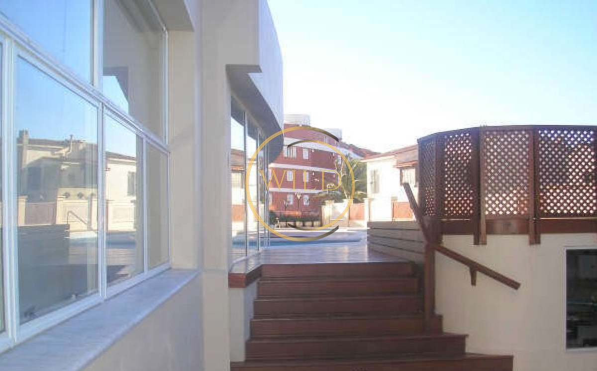 Apartamento ID.5612 - Departamento de 3 dormitorios en venta en Coral Tower en venta