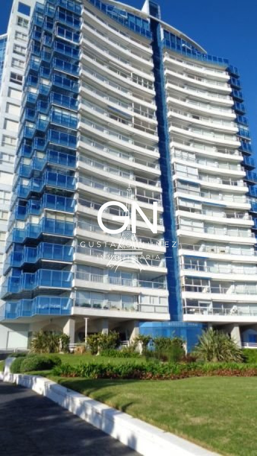 Apartamento ID.3845 - Hermoso Departamento en venta con vista al mar, primera fila