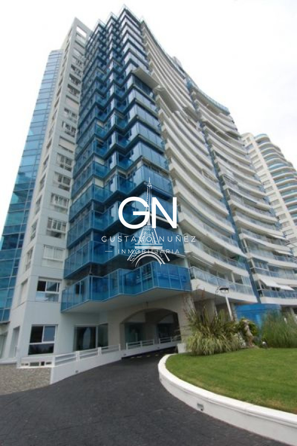 Apartamento ID.3845 - Hermoso Departamento en venta con vista al mar, primera fila