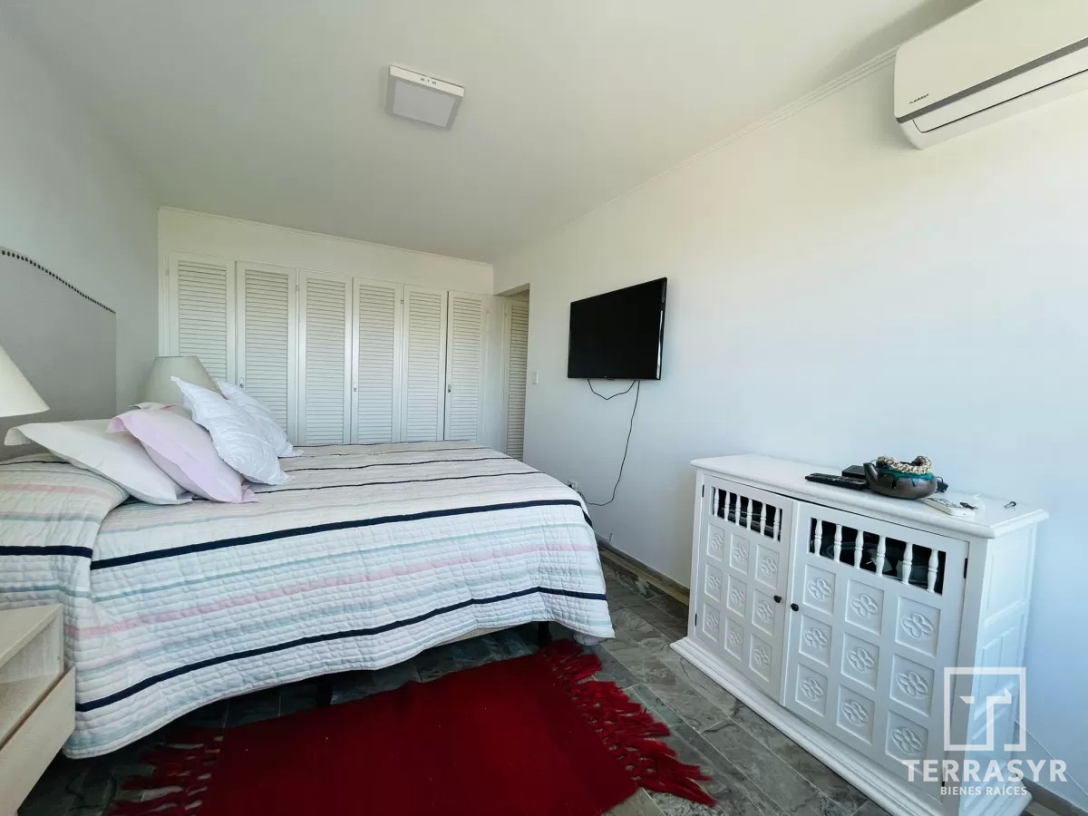 Apartamento ID.118 - Impecable departamento, comodo e iluminado con hermosa vista