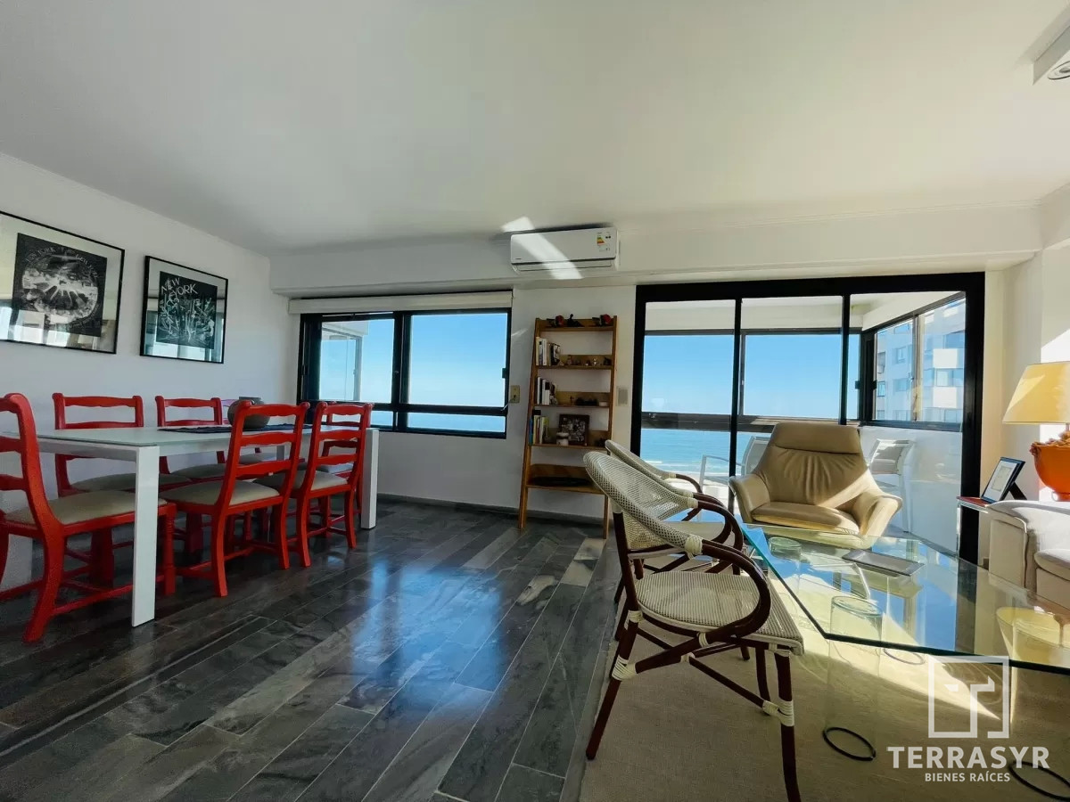 Apartamento ID.118 - Impecable departamento, comodo e iluminado con hermosa vista