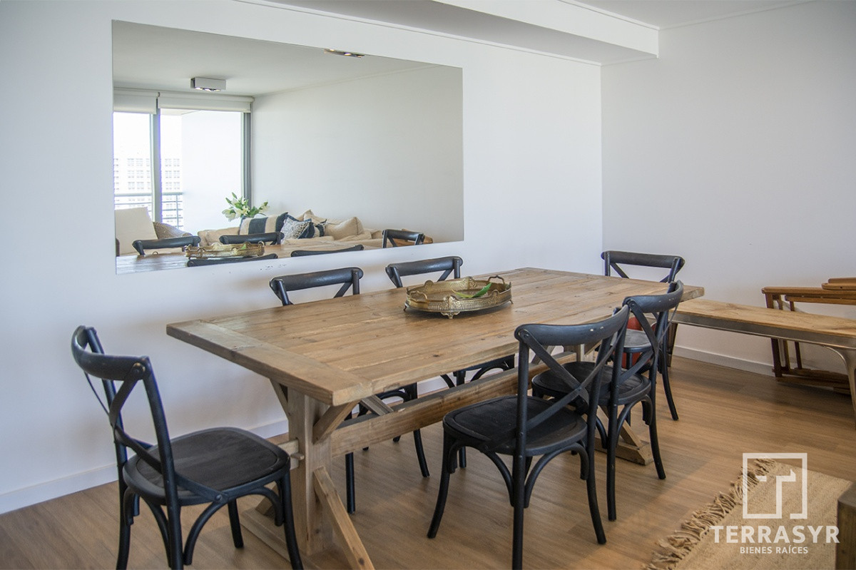 Apartamento ID.593 - Departamento de 2 suites en venta en Alexander Boulevard, Playa Mansa