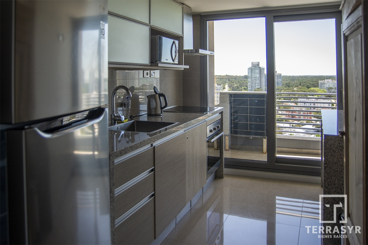 Apartamento ID.593 - Departamento de 2 suites en venta en Alexander Boulevard, Playa Mansa