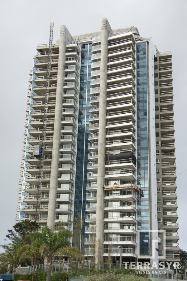 Apartamento ID.594 - Apartamento en venta de  2 dormitorios en Punta Del Este - Miami Boulevard