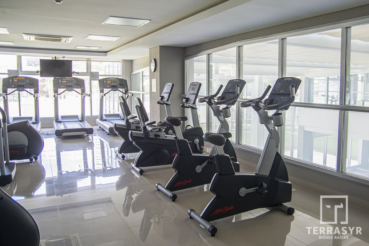 Apartamento ID.594 - Apartamento en venta de  2 dormitorios en Punta Del Este - Miami Boulevard