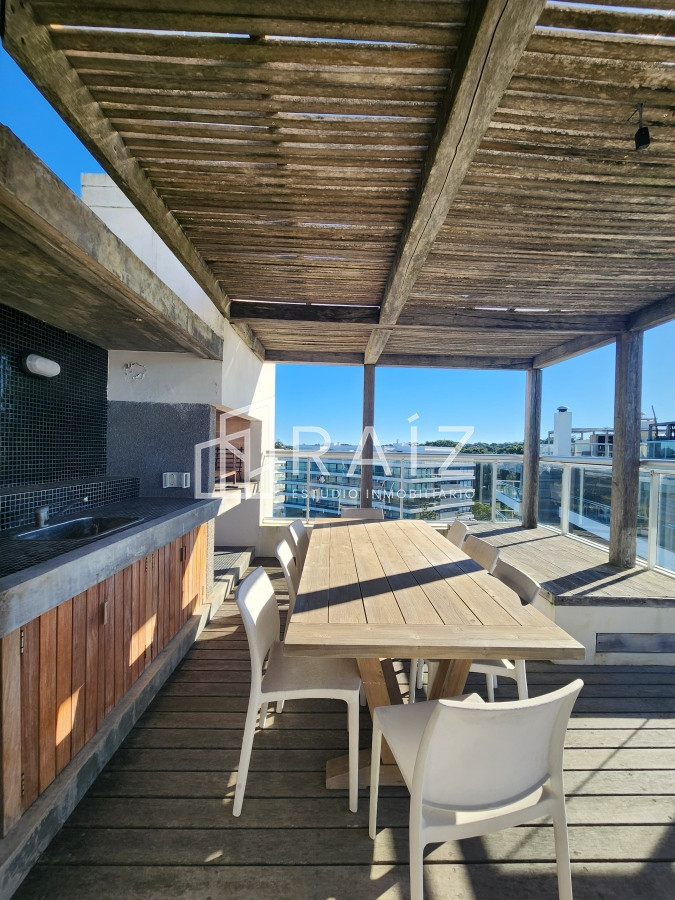 Apartamento ID.12093 - VENTA APARTAMENTO PENTHOUSE 2 DORMITORIOS PLAYA BRAVA