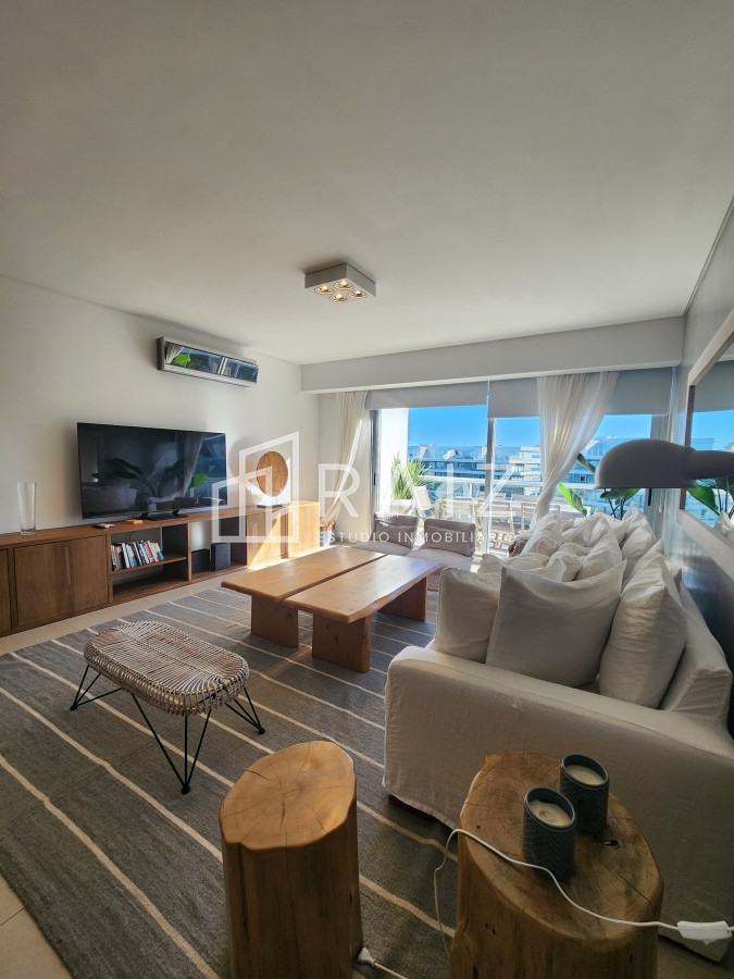 Apartamento ID.12093 - VENTA APARTAMENTO PENTHOUSE 2 DORMITORIOS PLAYA BRAVA