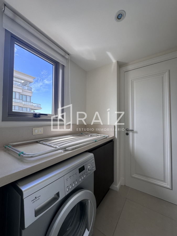 Apartamento ID.10317 - APARTAMENTO EN VENTA 3 DORMITORIOS ESQUINERO IMPERIALE