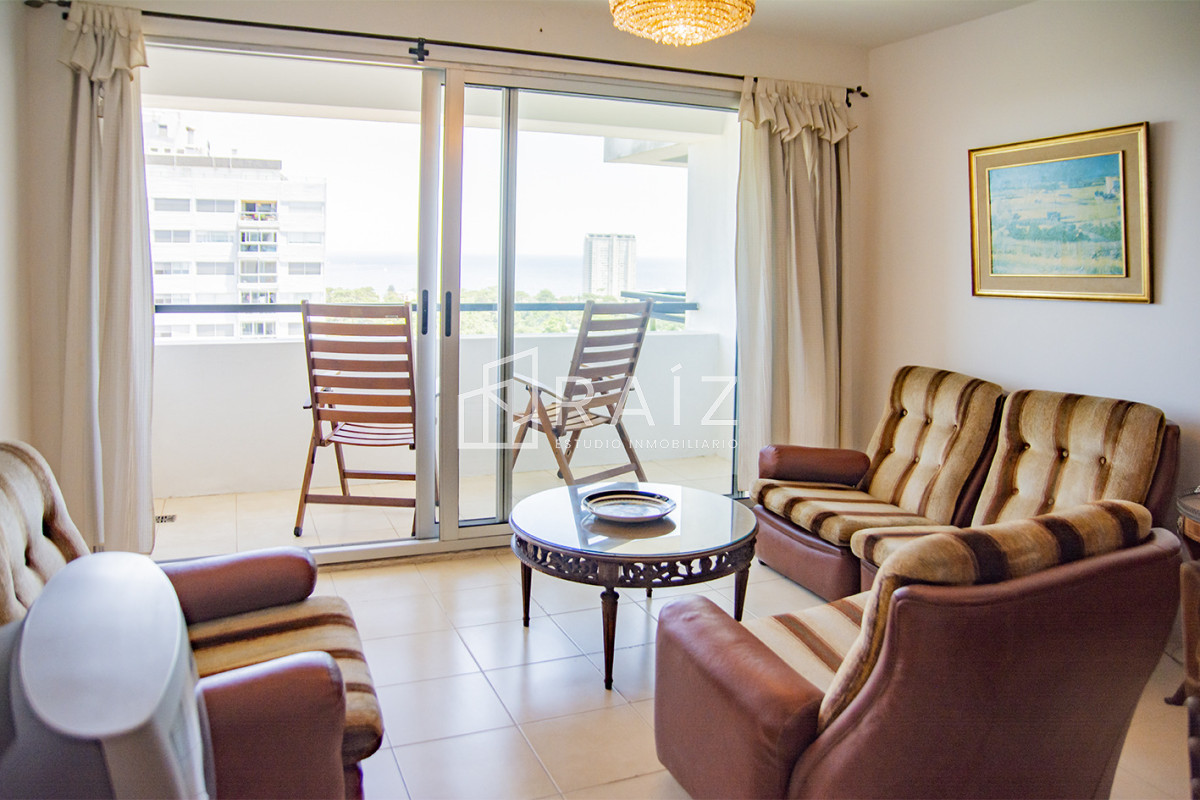 Apartamento ID.11824 - VENTA APARTAMENTO 2 DORMITORIOS ROOSEVELT