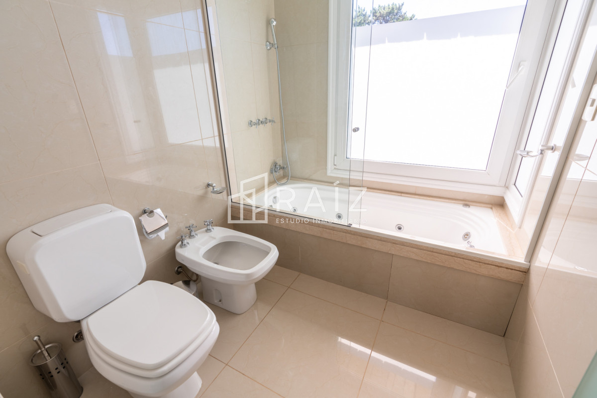 Apartamento ID.11995 - APARTAMENTO EN VENTA 2 DORMITORIOS PLAYA MANSA