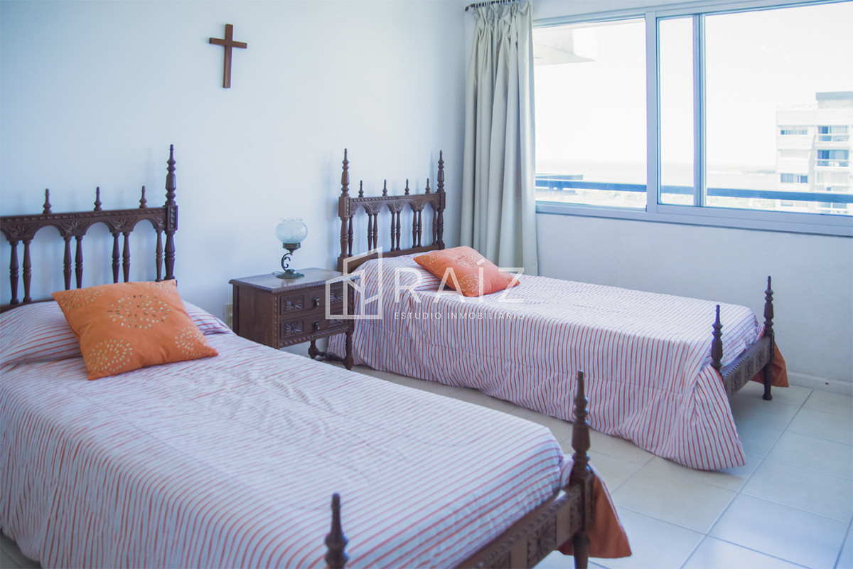 Apartamento ID.11824 - VENTA APARTAMENTO 2 DORMITORIOS ROOSEVELT