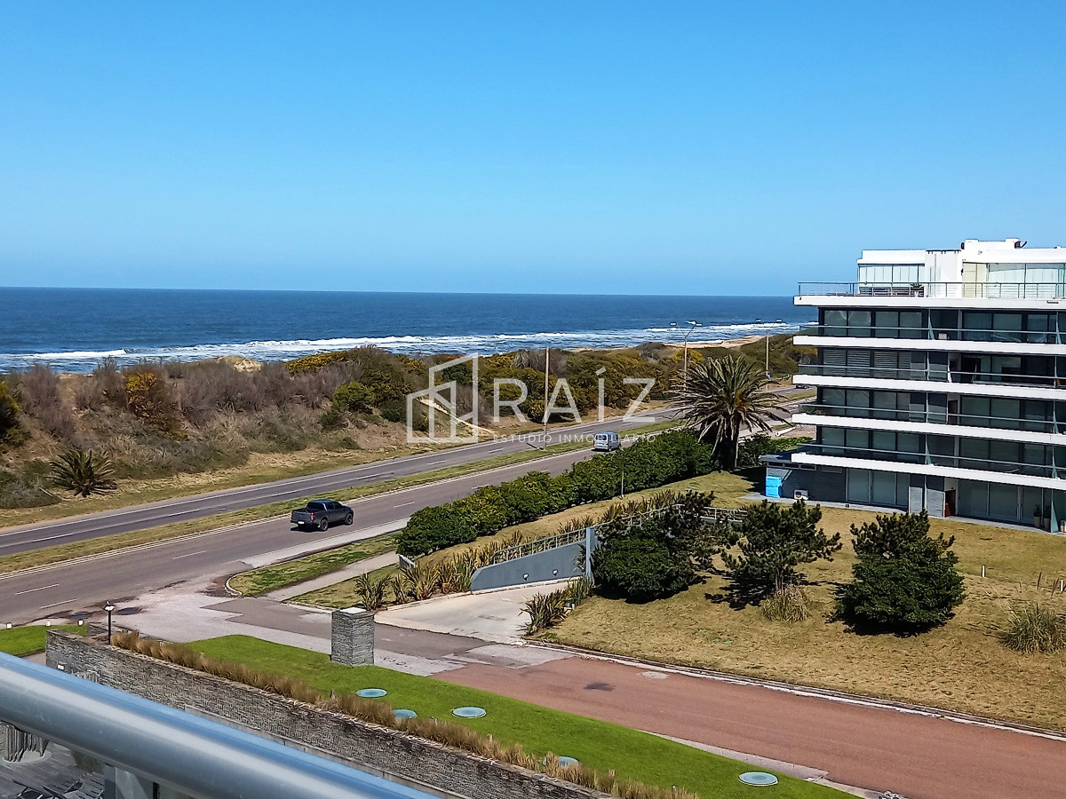 Apartamento ID.12093 - VENTA APARTAMENTO PENTHOUSE 2 DORMITORIOS PLAYA BRAVA
