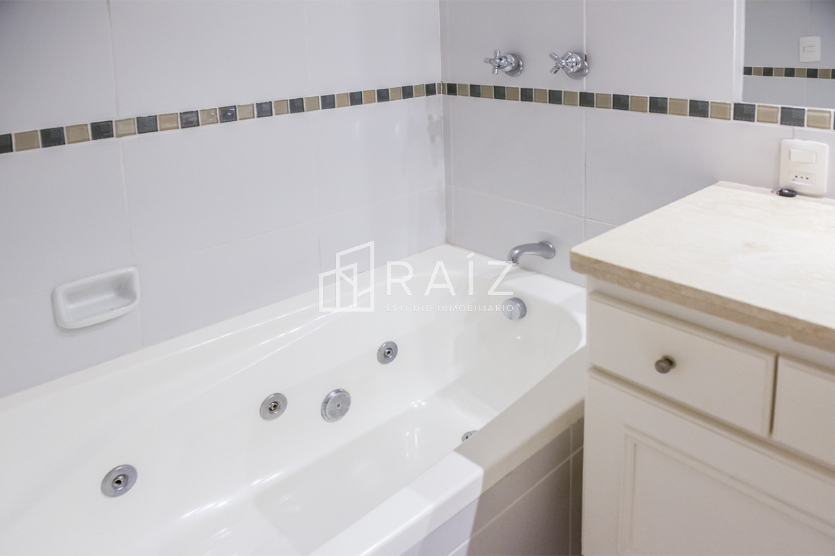 Apartamento ID.11582 - APARTMAENTO EN VENTA 4 DORMITORIOS SAN RAFAEL