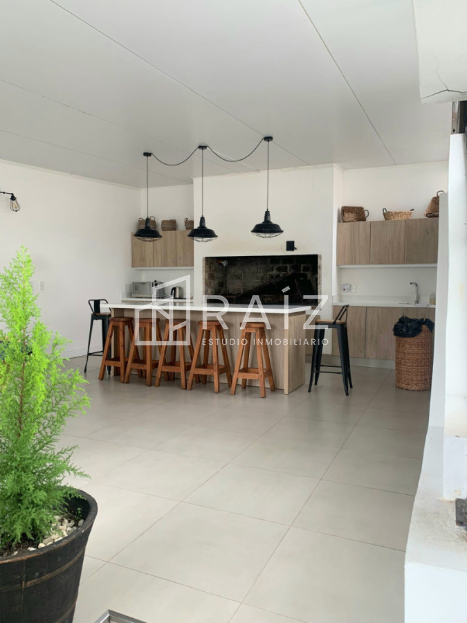 Apartamento ID.11927 - VENTA APARTAMENTO 2 DORMITORIOS + DEPENDENCIA PENINSULA