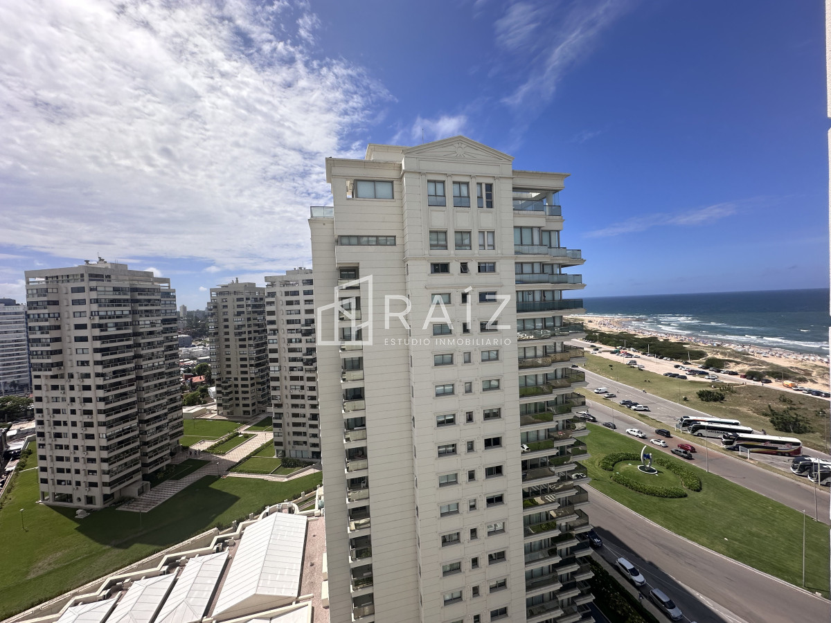 Apartamento ID.10317 - APARTAMENTO EN VENTA 3 DORMITORIOS ESQUINERO IMPERIALE