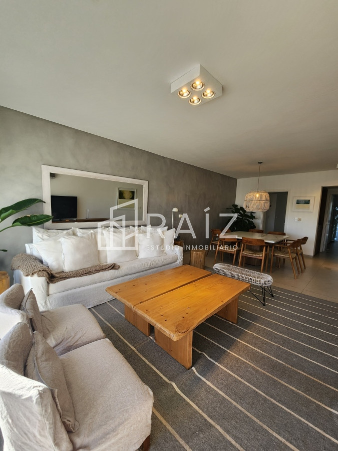 Apartamento ID.12093 - VENTA APARTAMENTO PENTHOUSE 2 DORMITORIOS PLAYA BRAVA