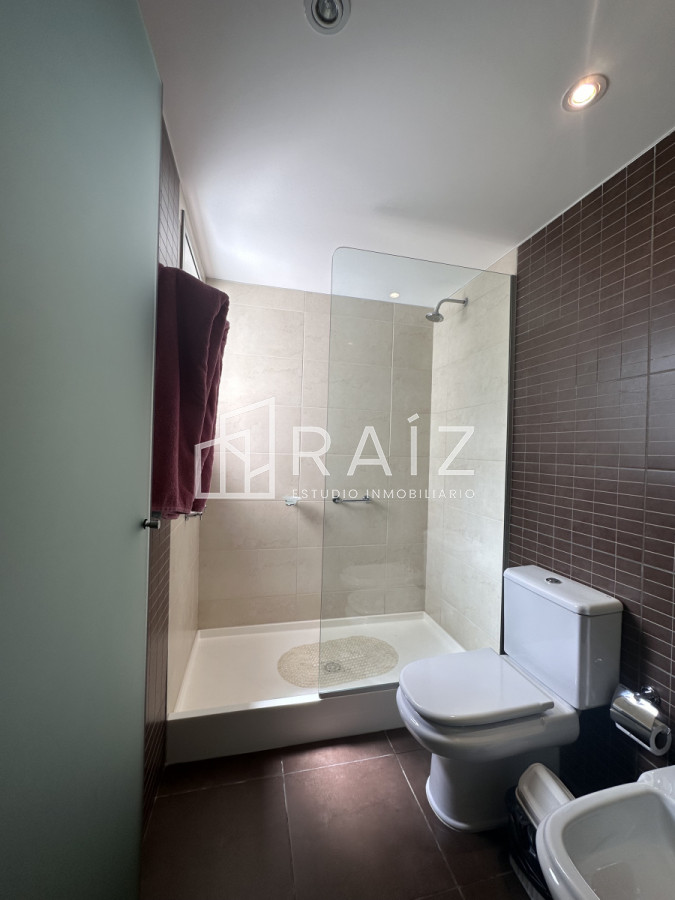 Apartamento ID.10317 - APARTAMENTO EN VENTA 3 DORMITORIOS ESQUINERO IMPERIALE