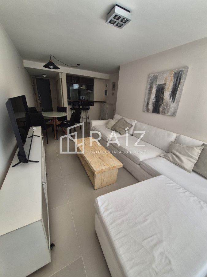 Apartamento ID.12024 - Apartamento en Venta de 2 dormitorios en Punta del Este Roosevelt