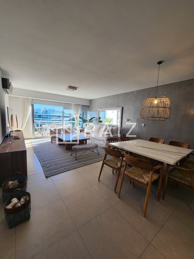 Apartamento ID.12093 - VENTA APARTAMENTO PENTHOUSE 2 DORMITORIOS PLAYA BRAVA