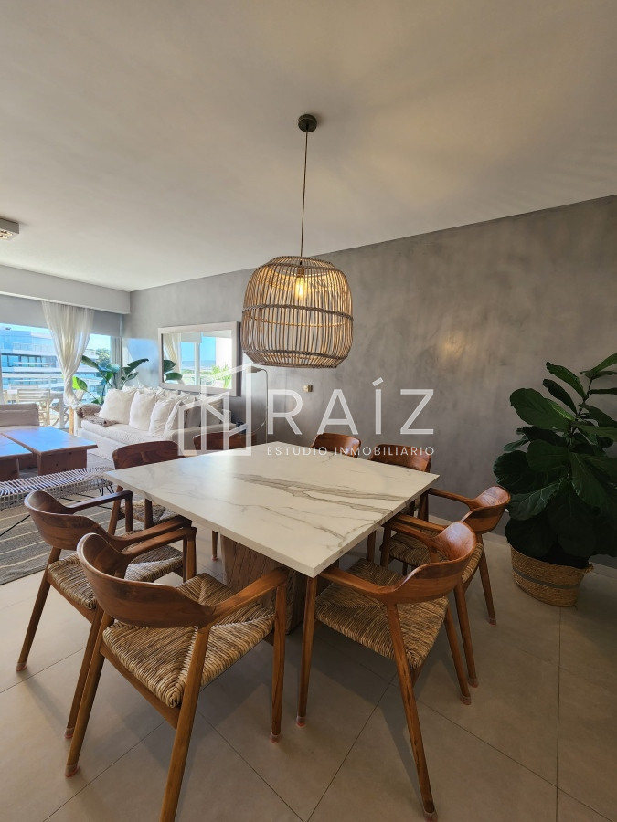 Apartamento ID.12093 - VENTA APARTAMENTO PENTHOUSE 2 DORMITORIOS PLAYA BRAVA