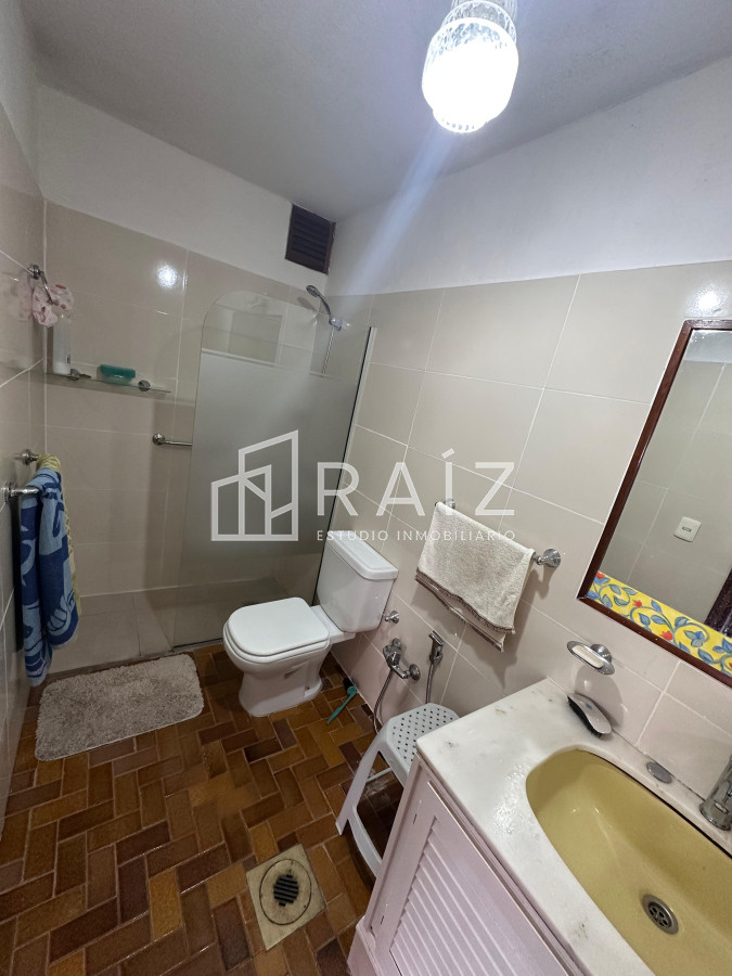 Apartamento ID.10968 - Departamento de 2 dormitorios con 2 baños en venta