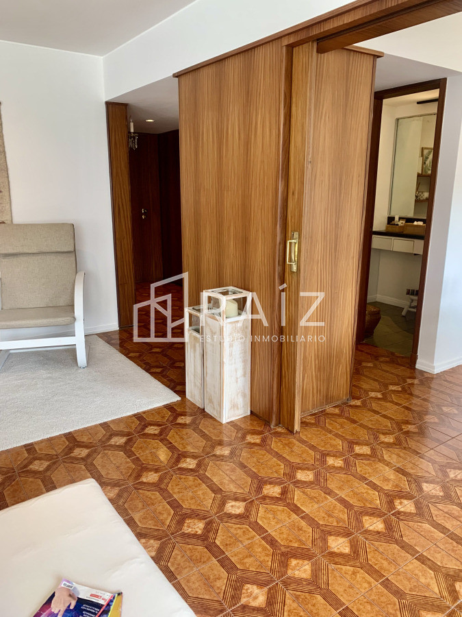 Apartamento ID.11927 - VENTA APARTAMENTO 2 DORMITORIOS + DEPENDENCIA PENINSULA