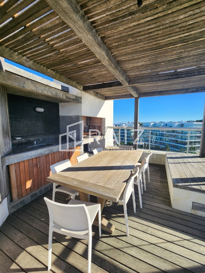 Apartamento ID.12093 - VENTA APARTAMENTO PENTHOUSE 2 DORMITORIOS PLAYA BRAVA