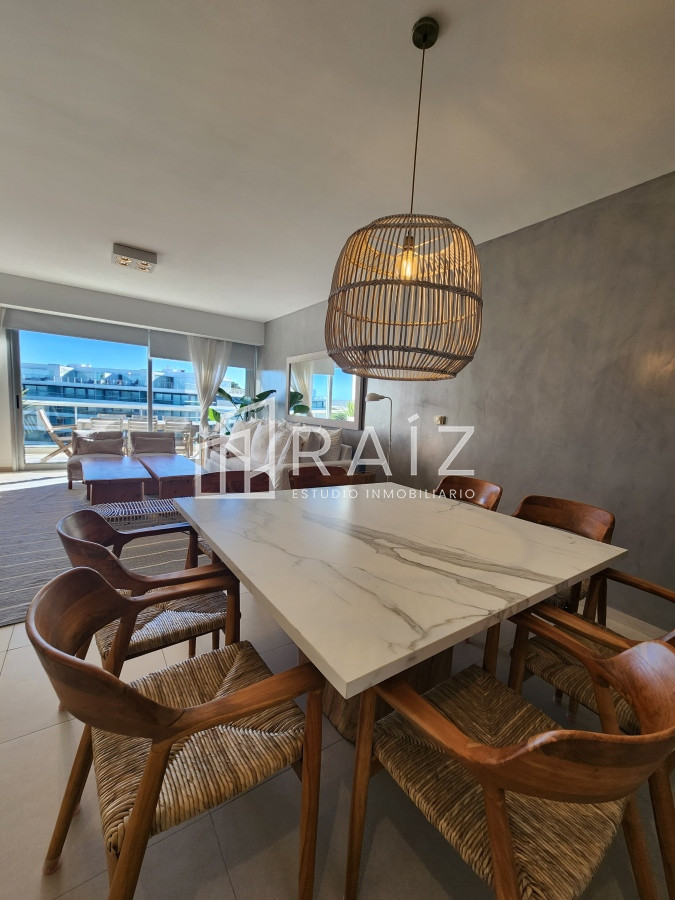 Apartamento ID.12093 - VENTA APARTAMENTO PENTHOUSE 2 DORMITORIOS PLAYA BRAVA