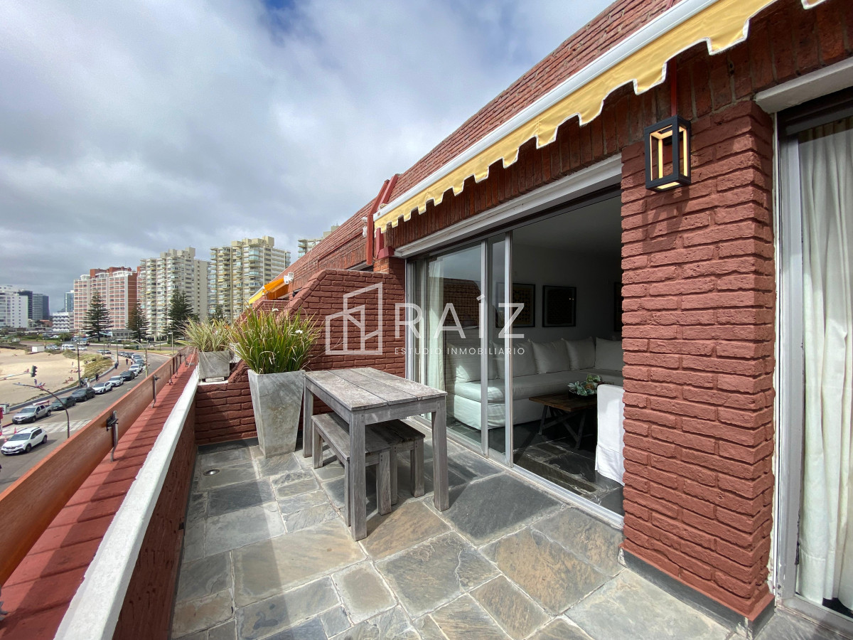 Apartamento ID.11727 - VENTA APARTAMENTO 3 DE DORMITORIOS PUNTA DEL ESTE