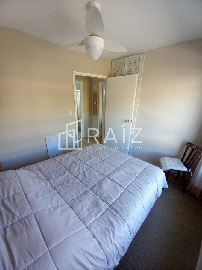 Apartamento ID.11207 - Apartamento en venta de 2 dormitorios a pasos del mar ,Península ,  Punta del este 