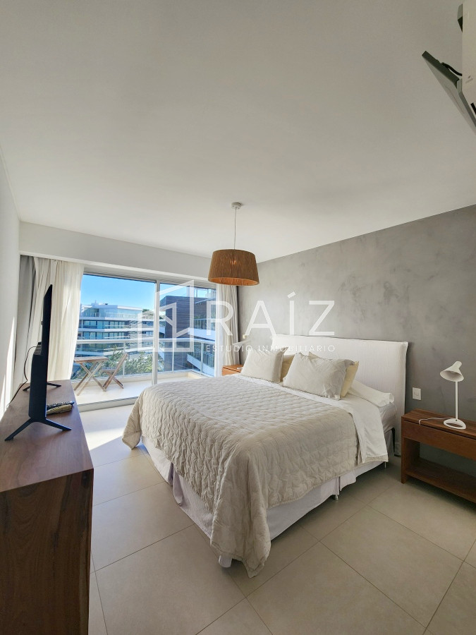Apartamento ID.12093 - VENTA APARTAMENTO PENTHOUSE 2 DORMITORIOS PLAYA BRAVA