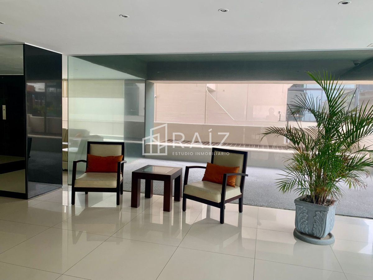 Apartamento ID.11927 - VENTA APARTAMENTO 2 DORMITORIOS + DEPENDENCIA PENINSULA