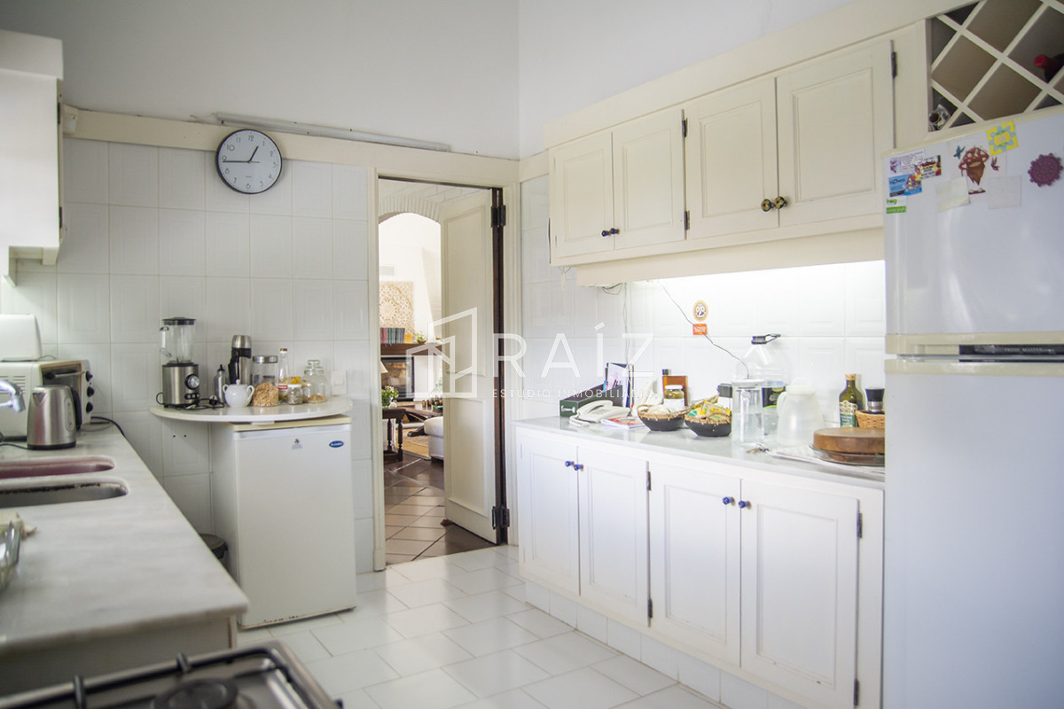 Casa ID.11841 - VENTA CASA 3 DORMITORIOS JARDINES DE CORDOBA