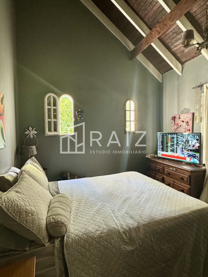 Casa ID.12339 - En venta casa en Pinares de 3 dormitorios y amplios espacios.