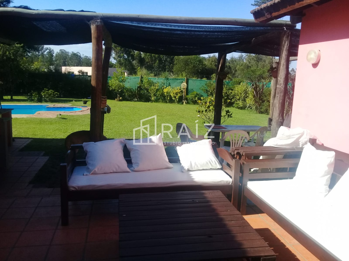 Casa ID.11840 - VENTA CASA 5 DORMITORIOS BEVERLY HILLS