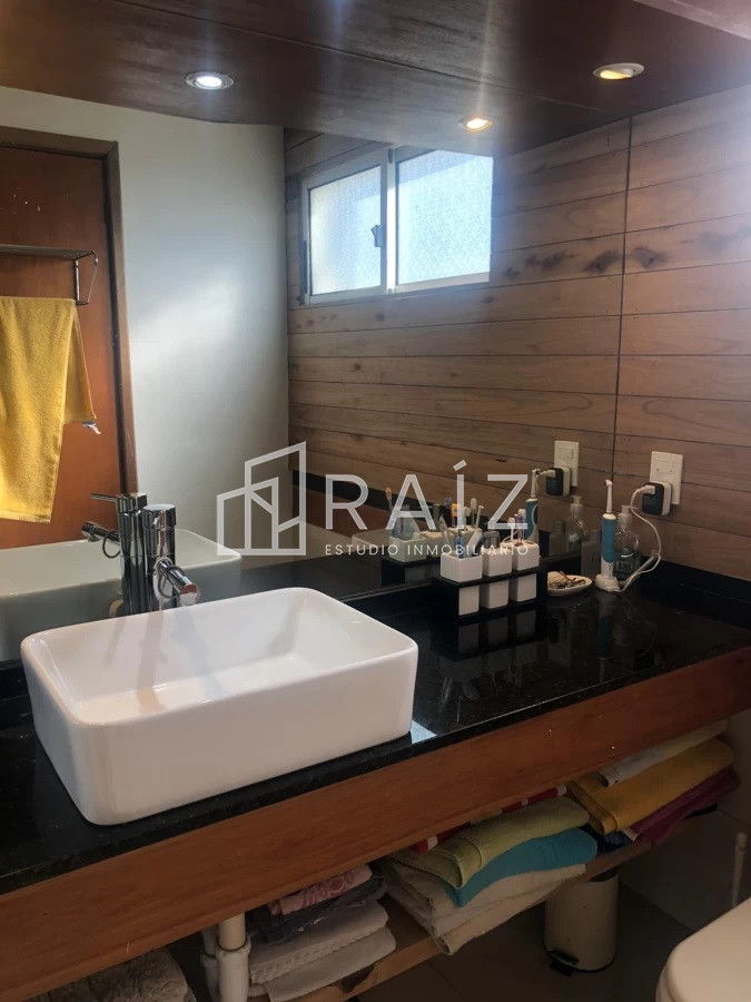 Casa ID.11849 - Vende casa en barrio privado la residence, de 4 dormitorios en Punta del Este 