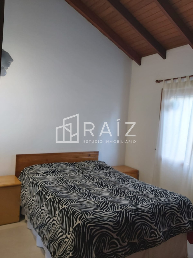 Casa ID.11840 - VENTA CASA 5 DORMITORIOS BEVERLY HILLS