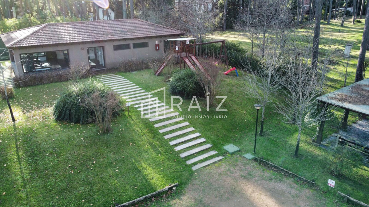 Terreno ID.12162 - En Pinares, Punta del Este vende terreno ideal para inversión 
