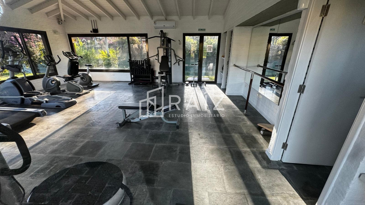 Terreno ID.12162 - En Pinares, Punta del Este vende terreno ideal para inversión 