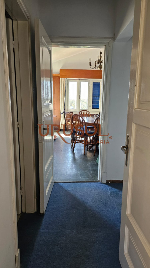 Casa ID.159 - Importante residencia frente al mar en venta.