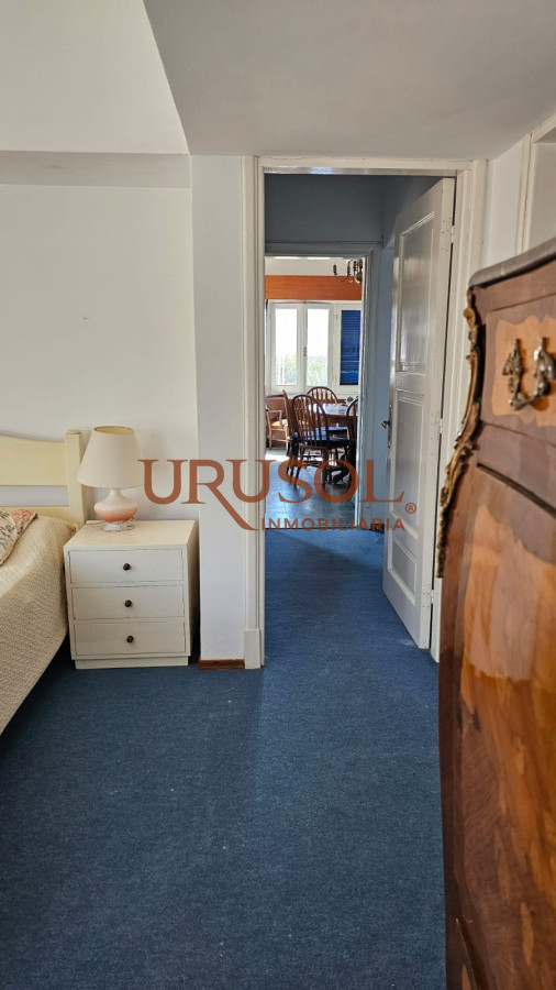 Casa ID.159 - Importante residencia frente al mar en venta.