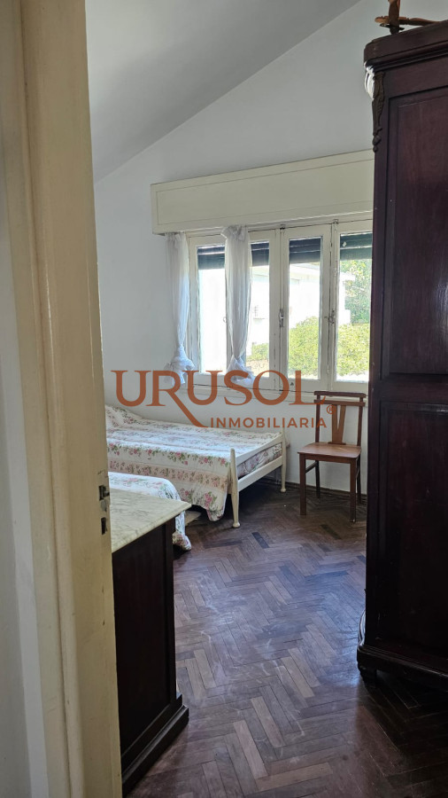 Casa ID.159 - Importante residencia frente al mar en venta.