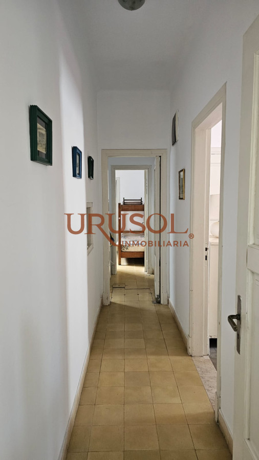 Casa ID.159 - Importante residencia frente al mar en venta.