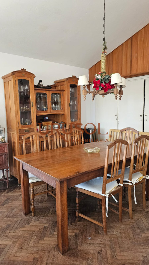 Casa ID.159 - Importante residencia frente al mar en venta.