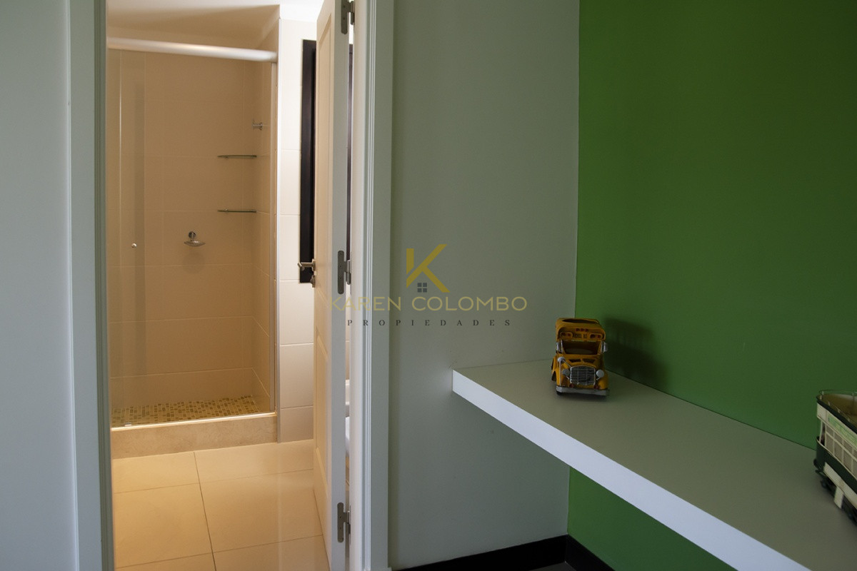 Apartamento ID.21094048 - Departamento en torre de jerarquia en Playa Brava, Venta y alquiler.