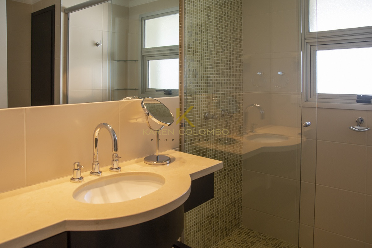 Apartamento ID.21094048 - Departamento en torre de jerarquia en Playa Brava, Venta y alquiler.