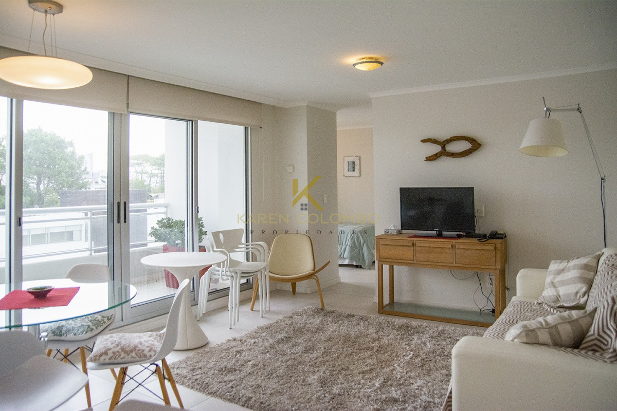 Apartamento ID.21094024 - Departamento de 1 dormitorio y medio en venta en complejo con amenities. Playa Brava