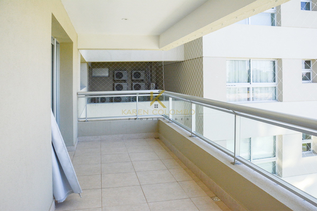 Apartamento ID.21096548 - Departamento en Torre Lobos en alquiler frente al mar, 3 dormitorios mas dependencia