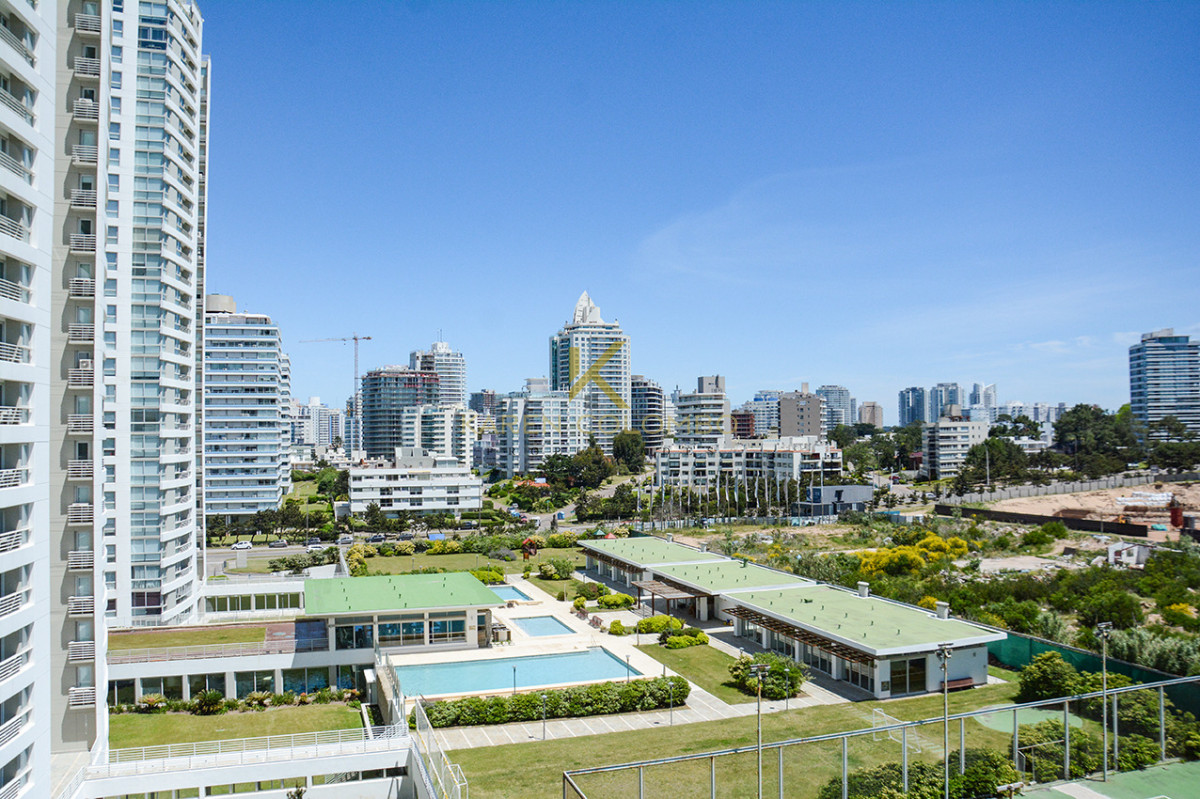 Apartamento ID.21096548 - Departamento en Torre Lobos en alquiler frente al mar, 3 dormitorios mas dependencia