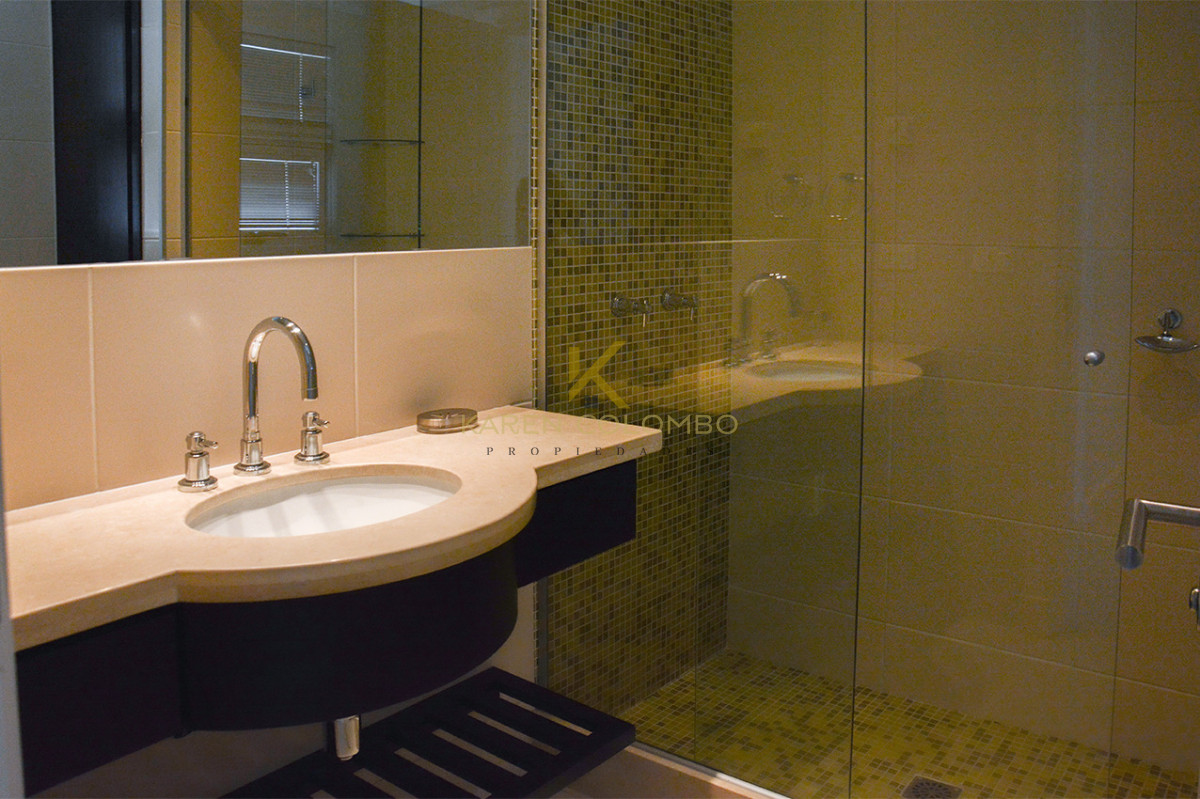 Apartamento ID.21096548 - Departamento en Torre Lobos en alquiler frente al mar, 3 dormitorios mas dependencia